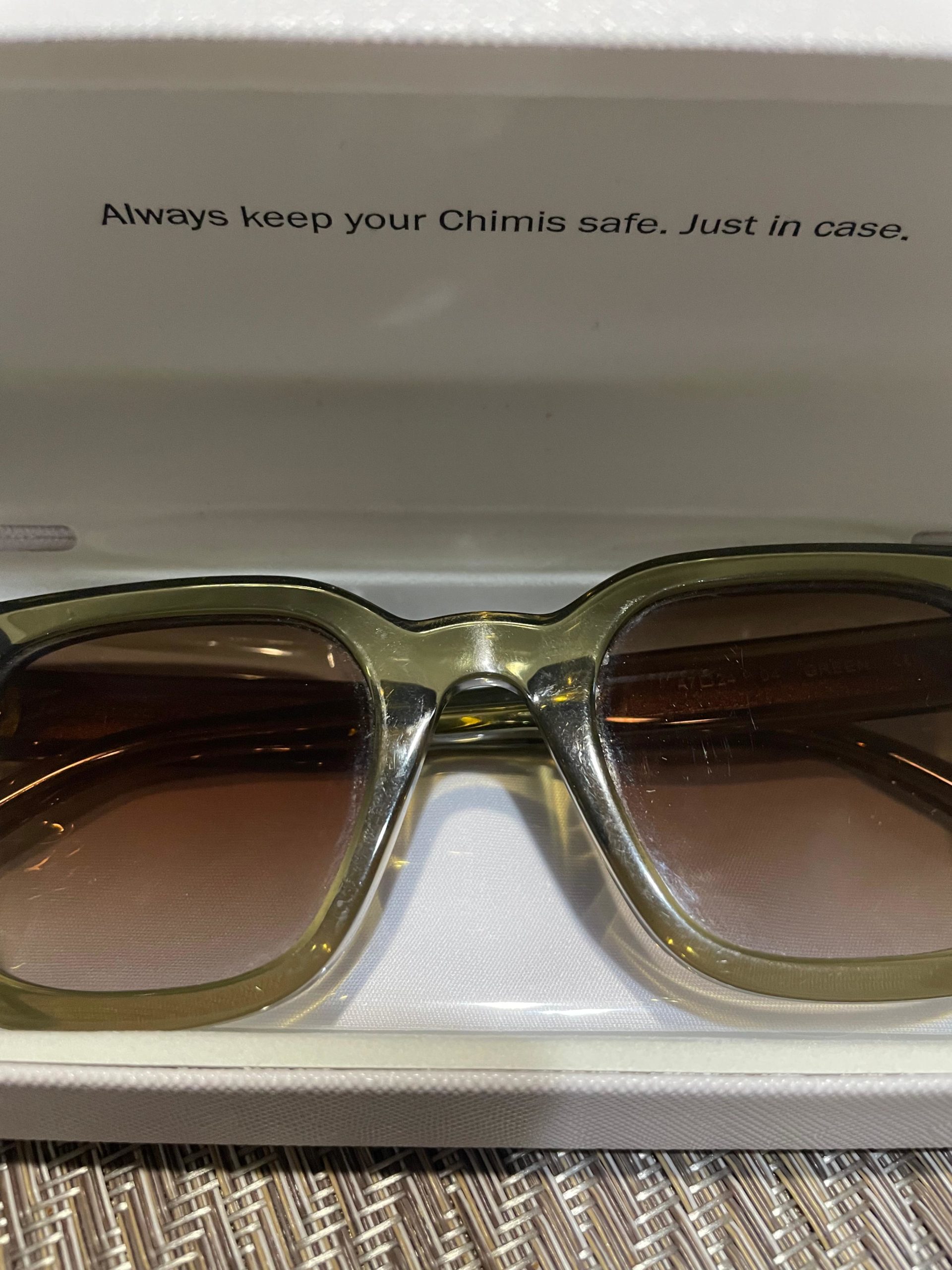 Lentes para Sol para Mujer Marca Chimi. Sunglasses 04 GREEN 47-24. DESIGNED IN STOKCHOLM (usados pero como nuevos) - Image 10