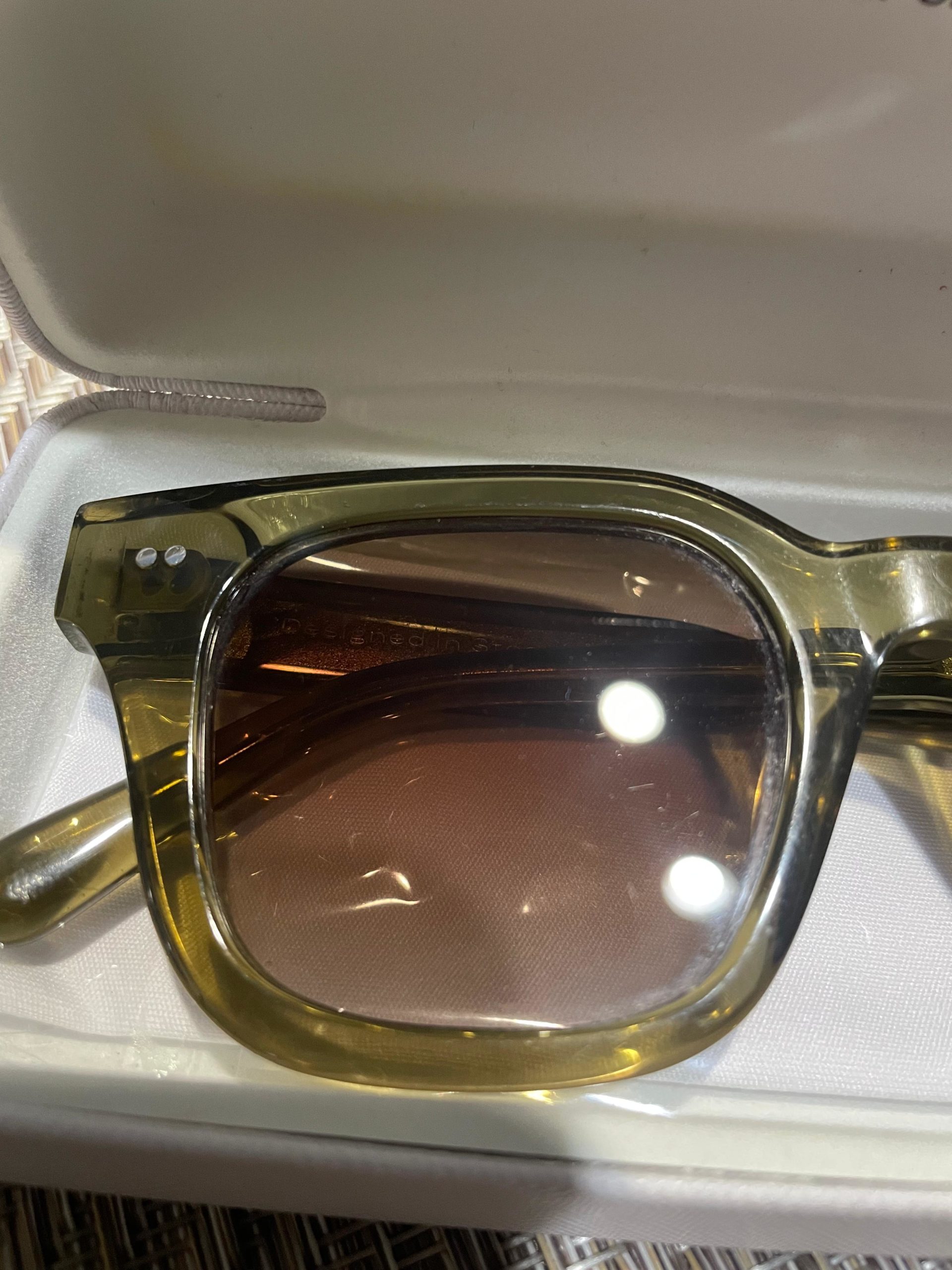 Lentes para Sol para Mujer Marca Chimi. Sunglasses 04 GREEN 47-24. DESIGNED IN STOKCHOLM (usados pero como nuevos) - Image 6