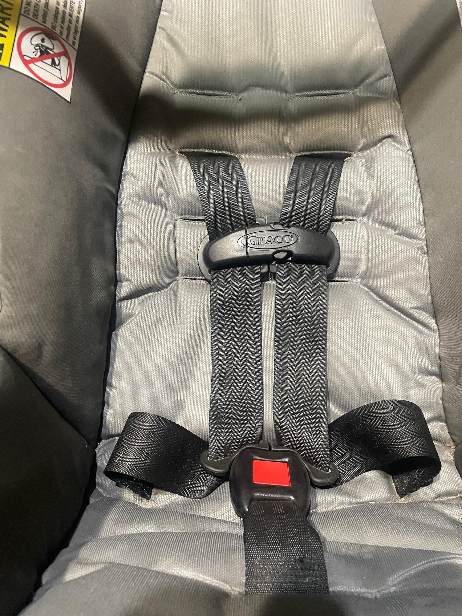 Car Seat con Base. Para infantes, Capacidad de 4 a 30 libras. Graco Infant Car Seat for Babies 4–30 lb (Usado en muy buen estado) - Image 8
