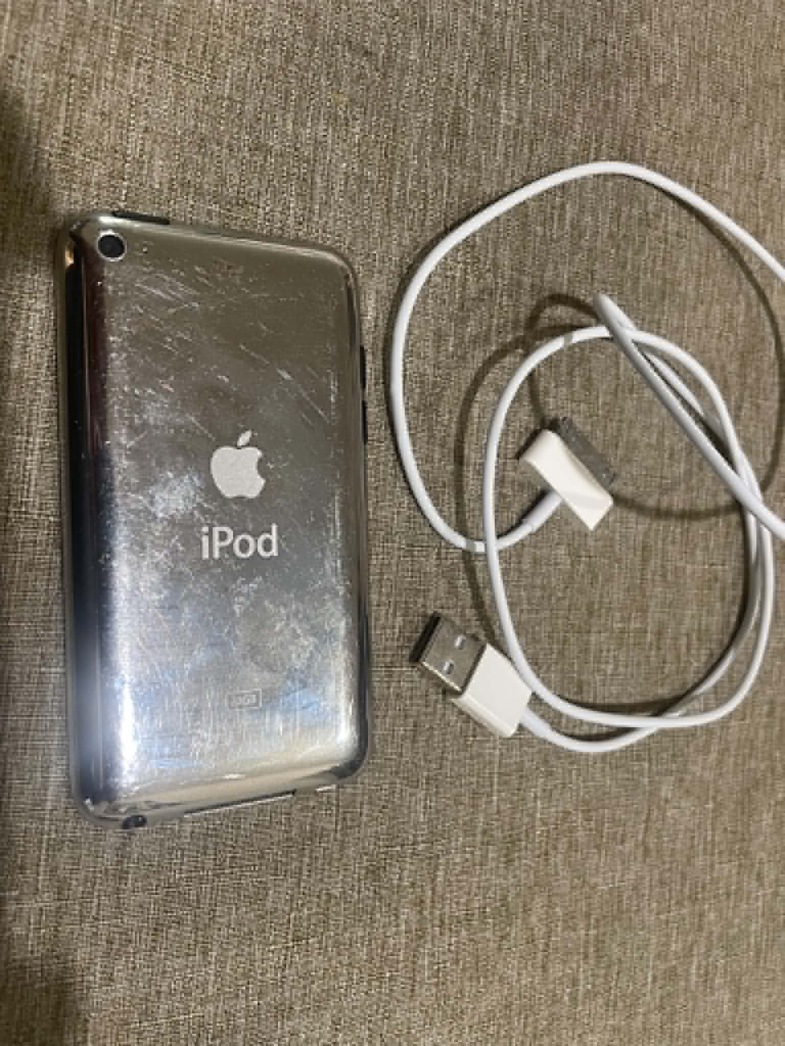 Apple iPod Touch Clasico 4th Generation - 32GB - Black MC544LL/A (usado) - Image 2